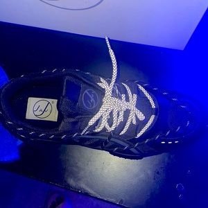 Designer shoes 100% authentic for cheap